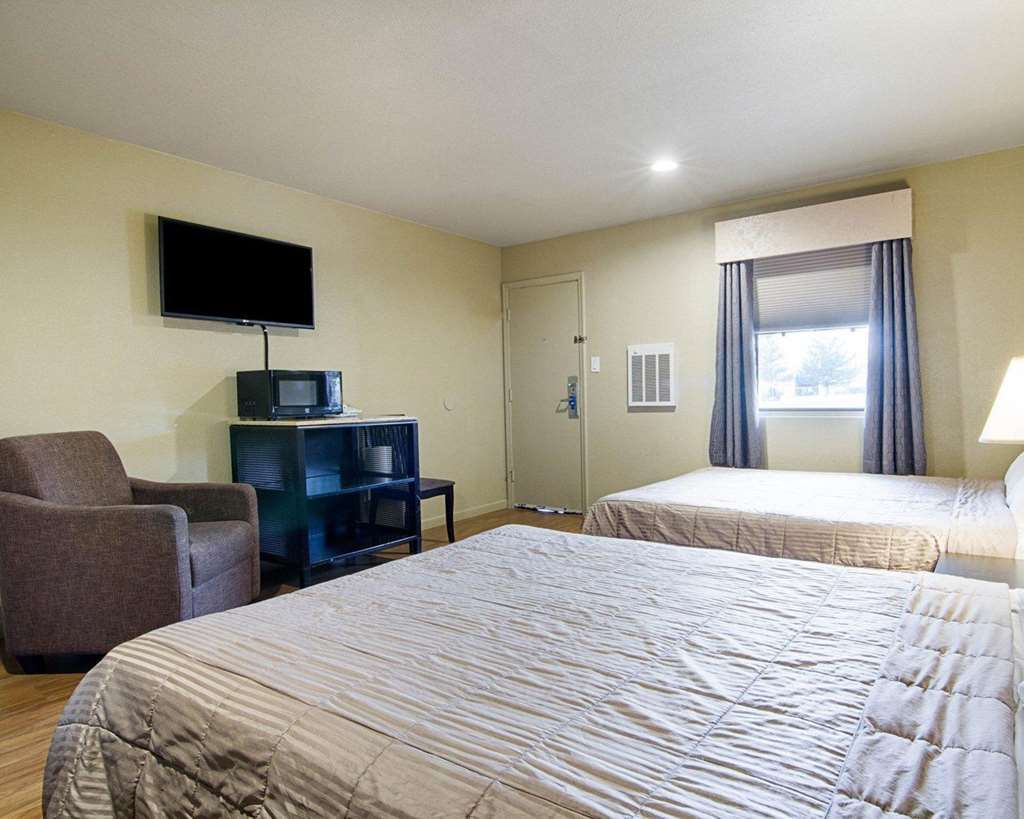 Rodeway Inn Flagstaff East Route 66 Room photo