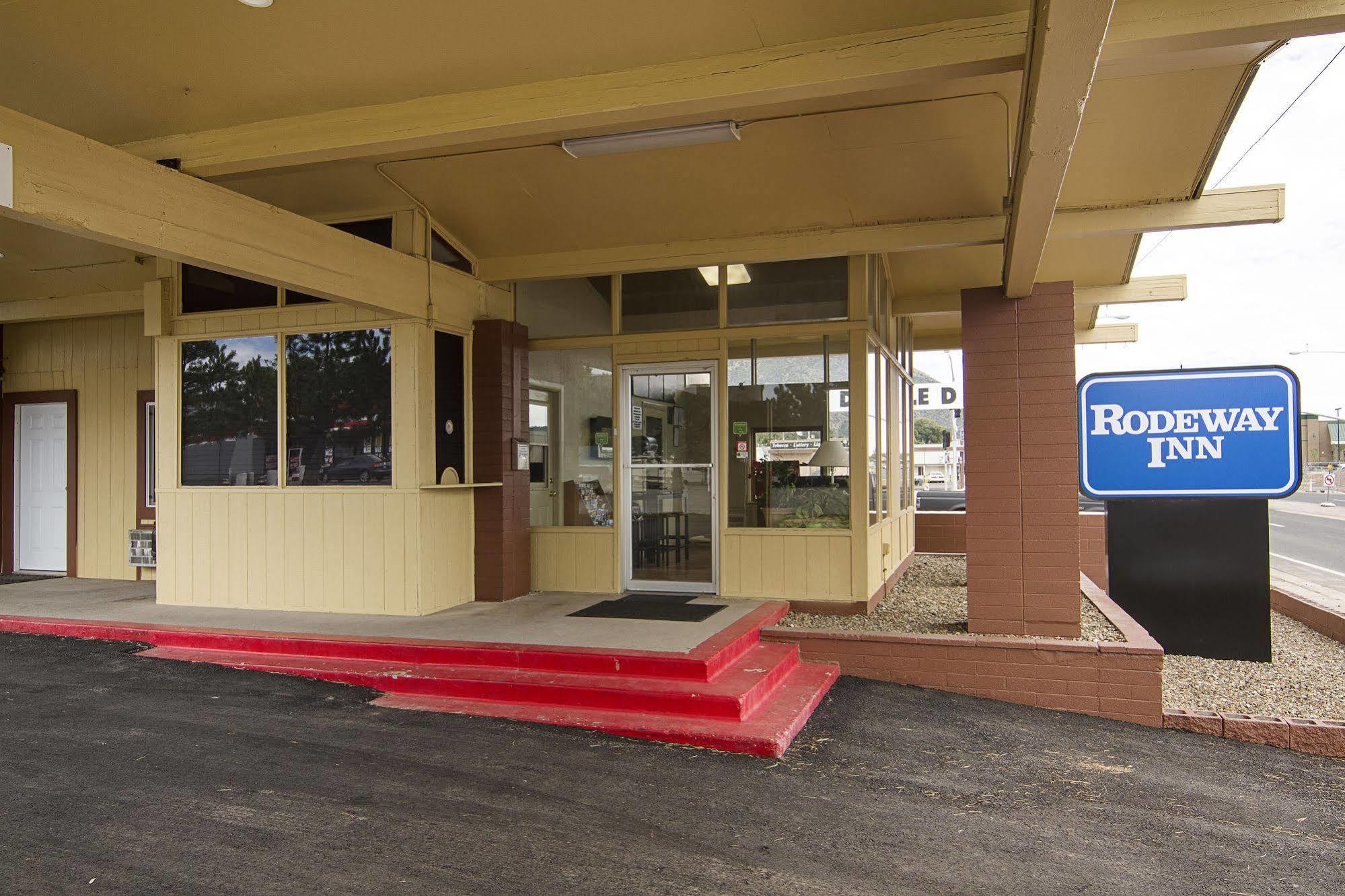 Rodeway Inn Flagstaff East Route 66 Exterior photo